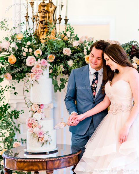 TQC Floating Tier Cake | The Quintessential Cake | Chicago | Luxury Wedding Cakes | Wilder Mansion