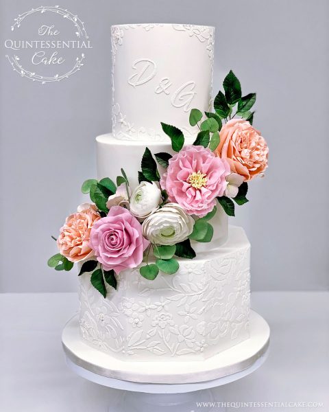 TQC Small Wedding Cake with Sugar Flowers | The Quintessential Cake | Wheaton | Chicago | Wedding Cakes | Chicago Golf Club