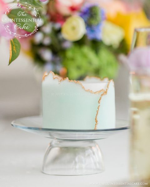 TQC Individual Mini Wedding Cakes | The Quintessential Cake | Wheaton | Chicago | Wedding Cakes | Room 1520 | Photography By Lauryn
